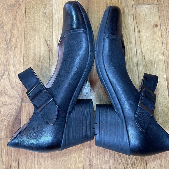 Dansko Women’s Size 39 Roxanne Burnished Nubuck Black Leather Mary Jane - Picture 6 of 10